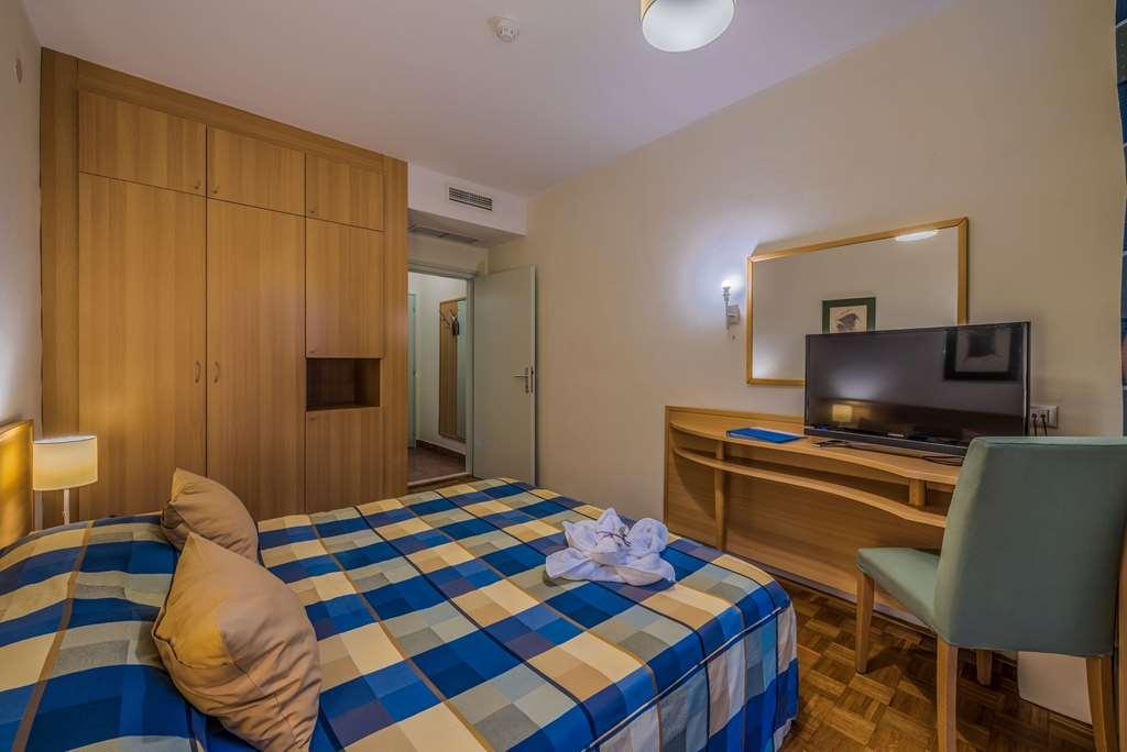Aminess Vival Casa Velaris Hotel Supetar Bilik gambar