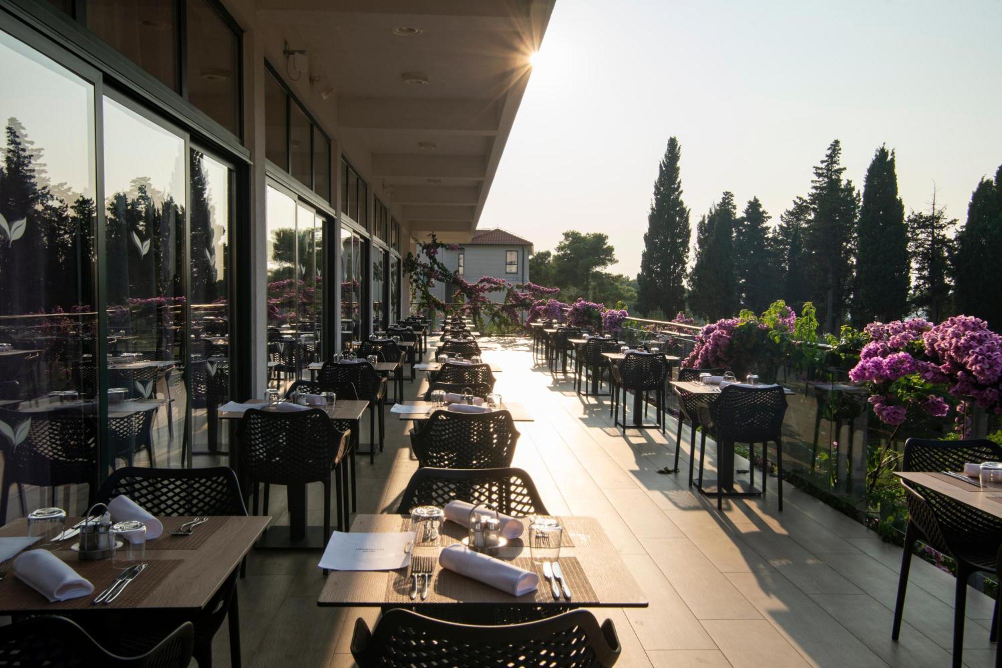 Aminess Vival Casa Velaris Hotel Supetar Luaran gambar
