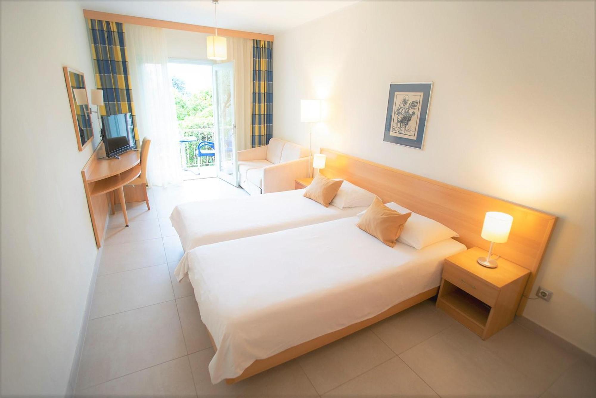 Aminess Vival Casa Velaris Hotel Supetar Luaran gambar