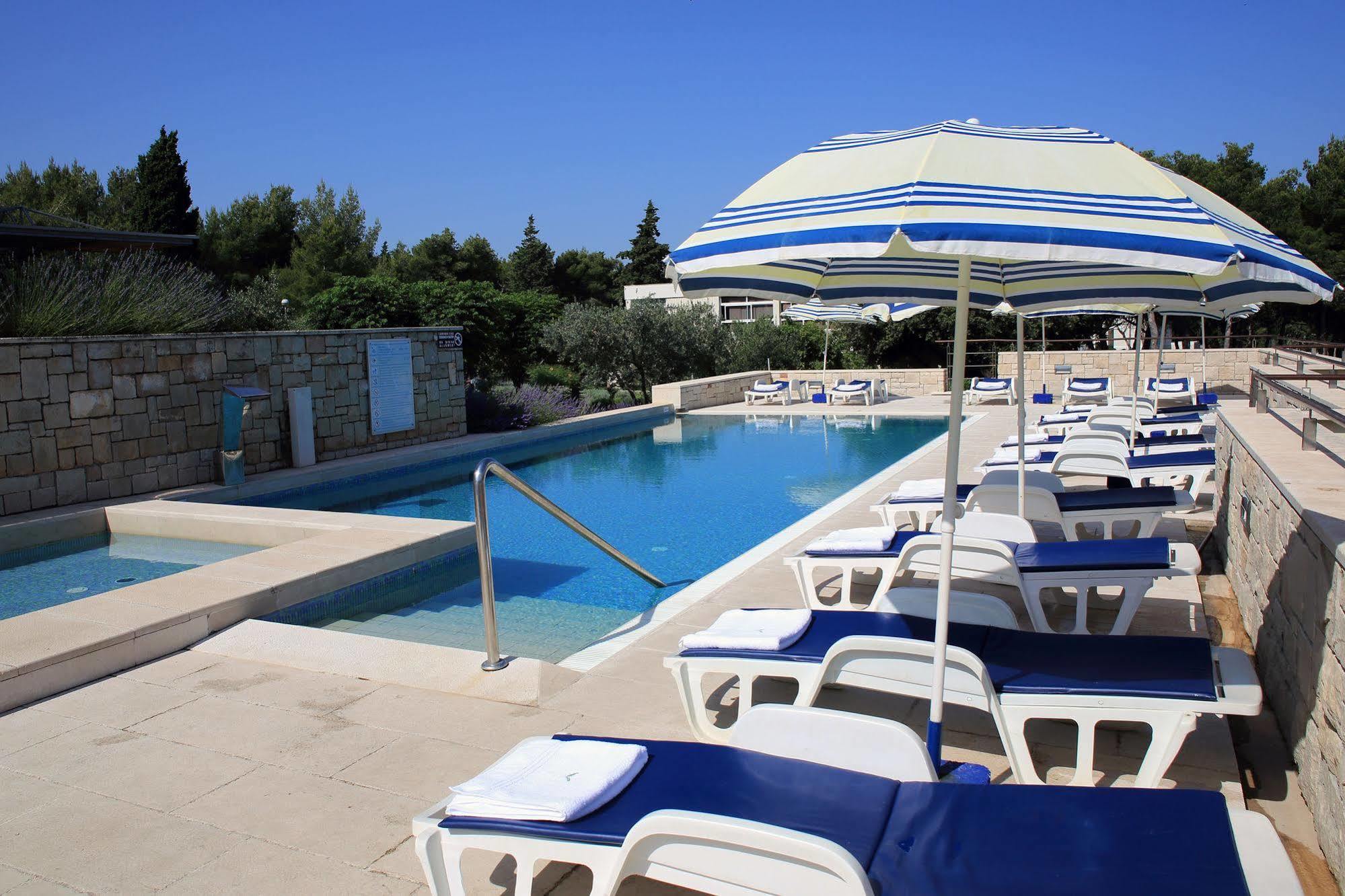 Aminess Vival Casa Velaris Hotel Supetar Luaran gambar
